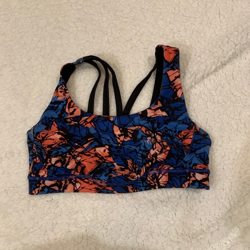Lululemon sports bra!!